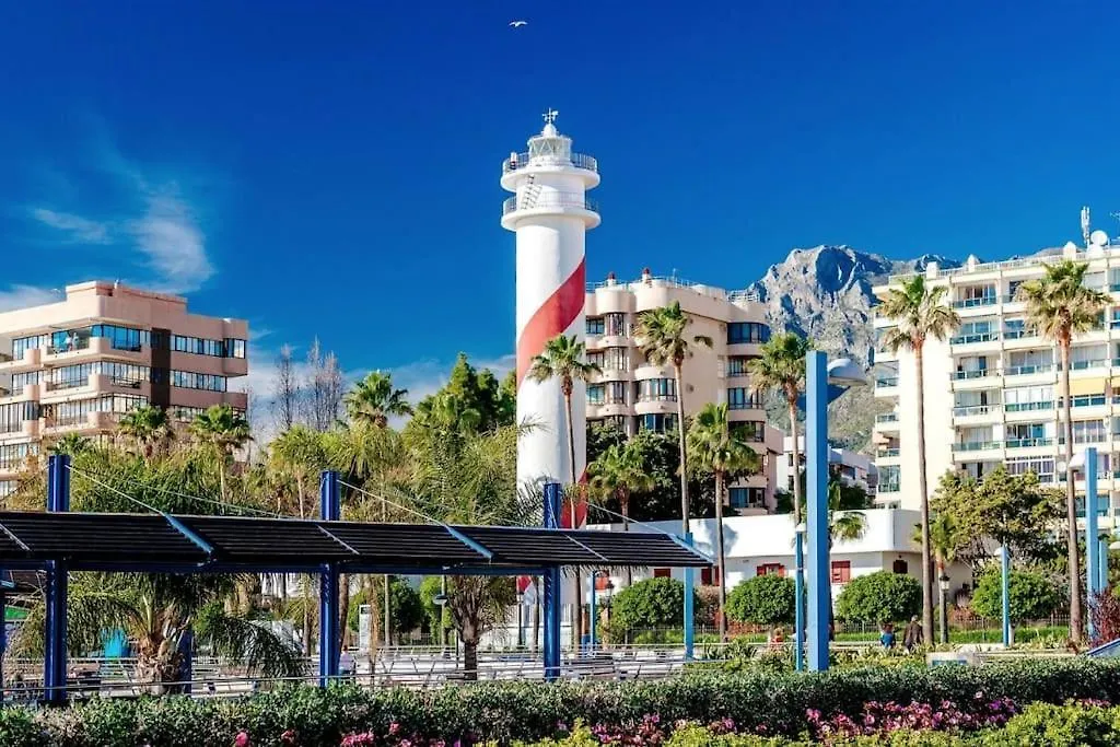 Oleholidays Panorama Junto Al Mar Marbella
